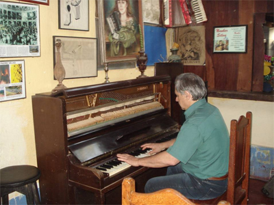 Ângelo-no-Piano-Quintas-dos-Cristais-2009